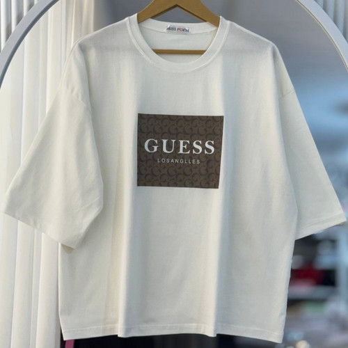 تیشرت باکسی زنانه چاپ Guess کد ۱۰۹۴۹